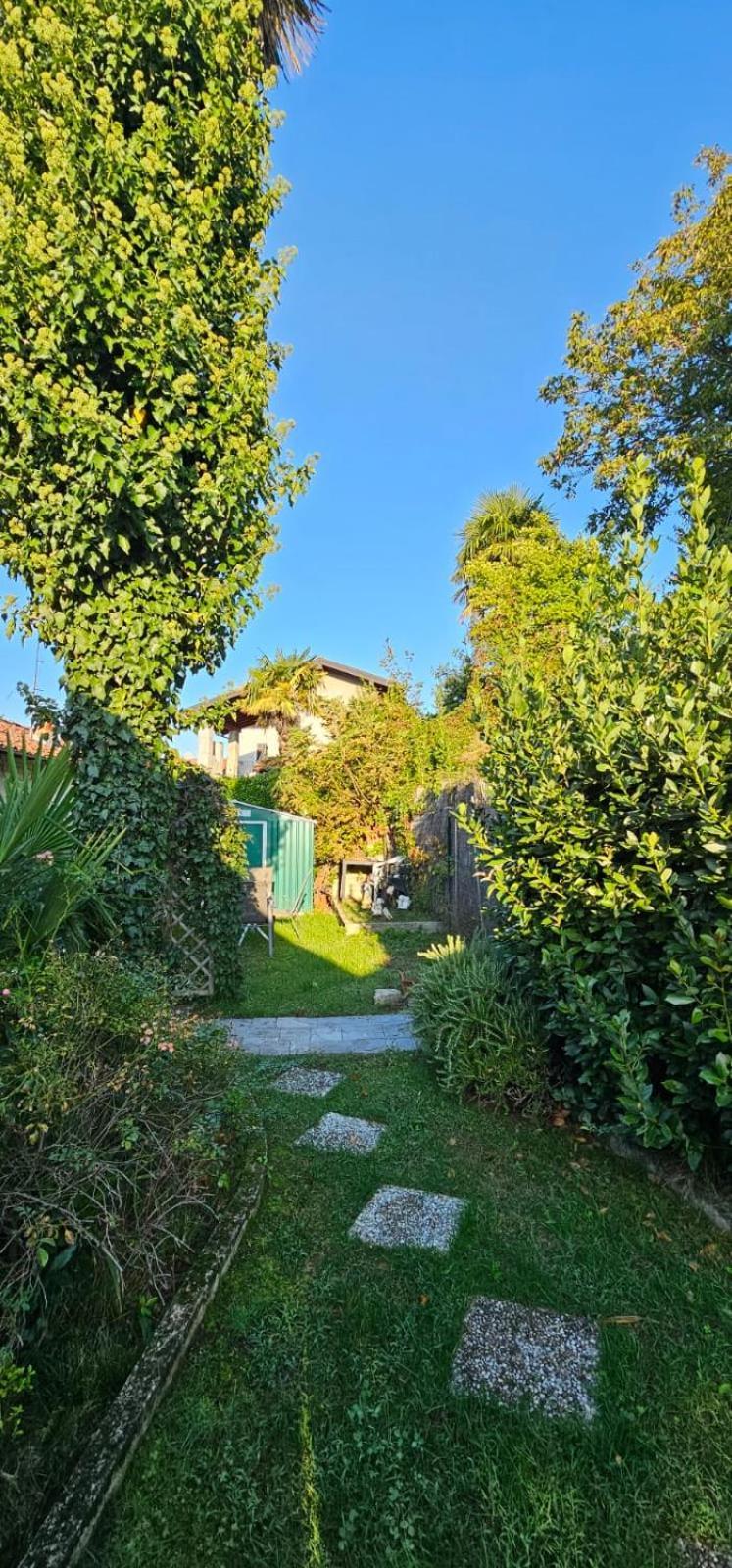 La Casetta Di Anna Laveno Exterior photo